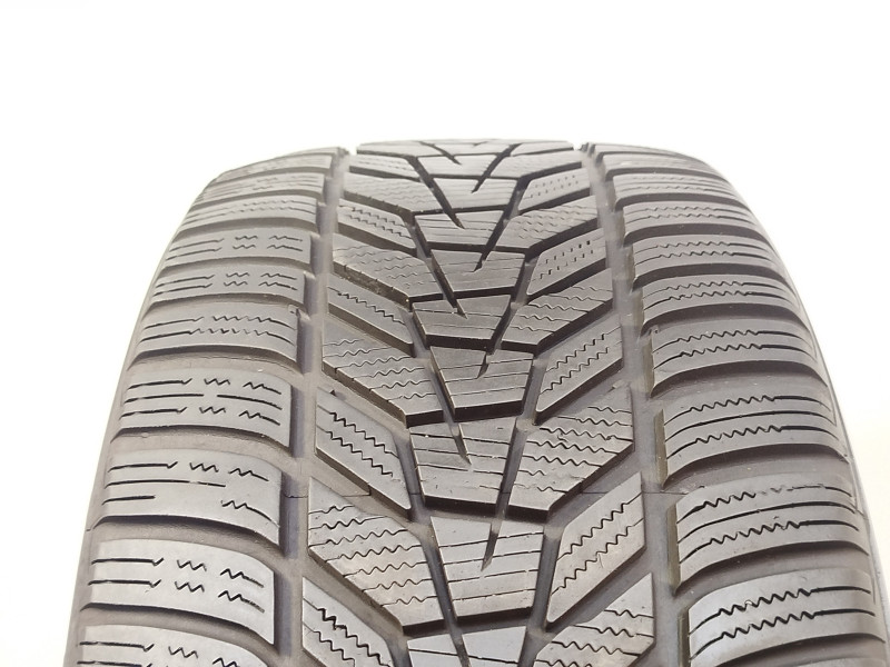 Hankook W330 Winter Icept Evo 3 reifen
