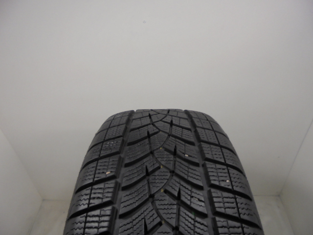Goodyear Ultragrip Performance G1 reifen